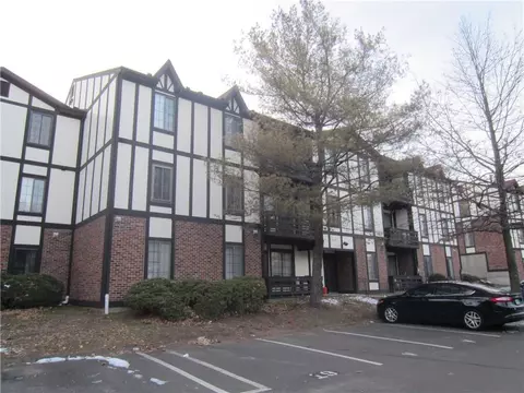 365 Mather St #30, Hamden, CT 06514 photo 1
