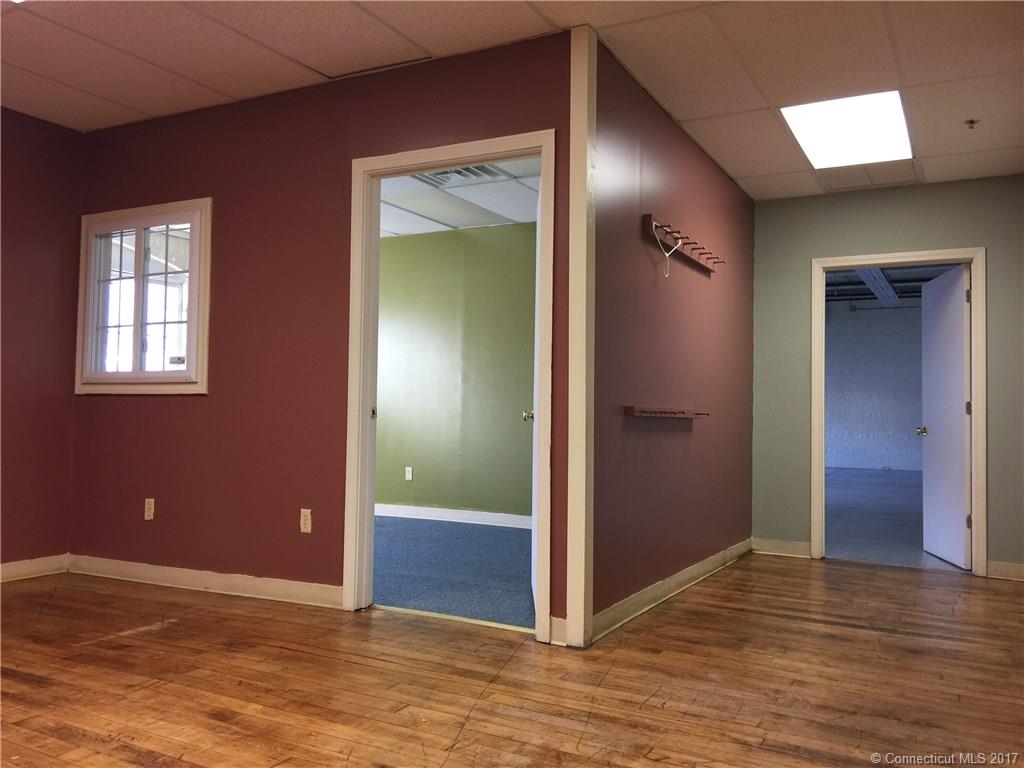 90 S Park St, Windham, CT 06226 photo 1