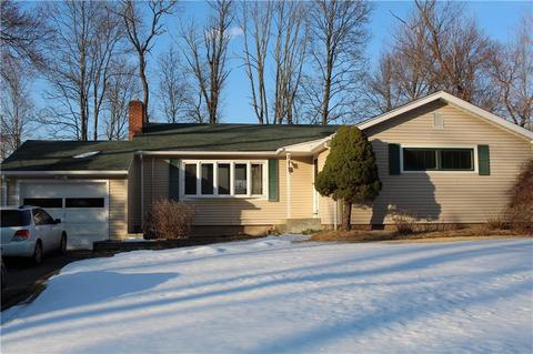6 Barn Hill Rd, Bloomfield, CT 06002 photo 1