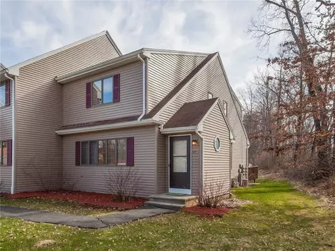 61 Dove Ct #61, Windsor Locks, CT 06096 photo 1