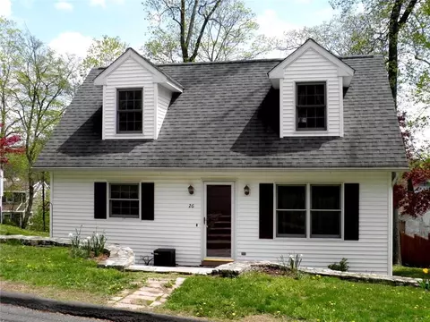 26 Seminole Rd, Middlefield, CT 06455 photo 1
