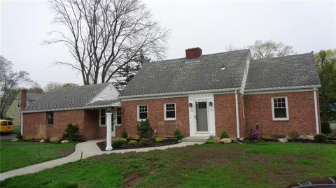 4 Taylor Ct, Windsor, CT 06095 photo 1