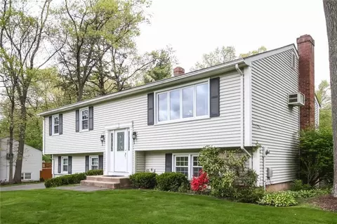 115 Winthrop Rd, Windsor, CT 06095 photo 1