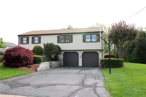 51 Marshall Rd, Windsor Locks, CT 06096 photo 1