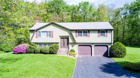 58 Burr Rd, Bloomfield, CT 06002 photo 1