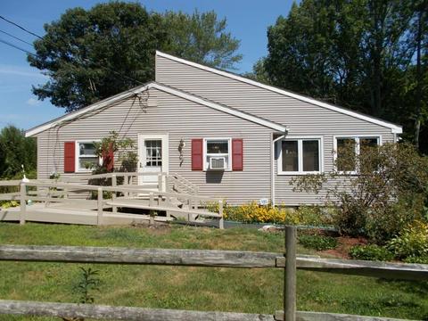 155 Hampton Rd, Pomfret Center, CT 06259 photo 1