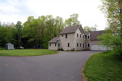 28 Meg Way, Windsor Locks, CT 06096 photo 1