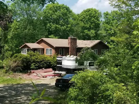 21 Hubbard Hill Rd, Killingly, CT 06239 photo 1