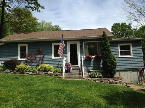 102 Spring Rd, Coventry, CT 06238 photo 1