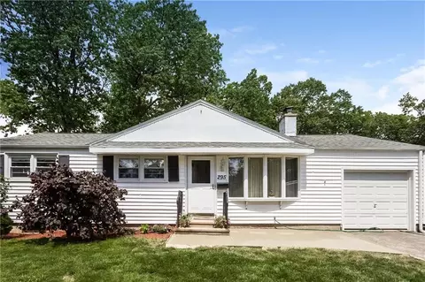 295 Forest Dr, Wethersfield, CT 06109 photo 1