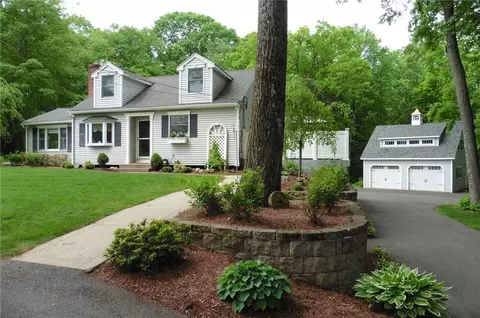 1831 Hill St, Suffield, CT 06078 photo 1