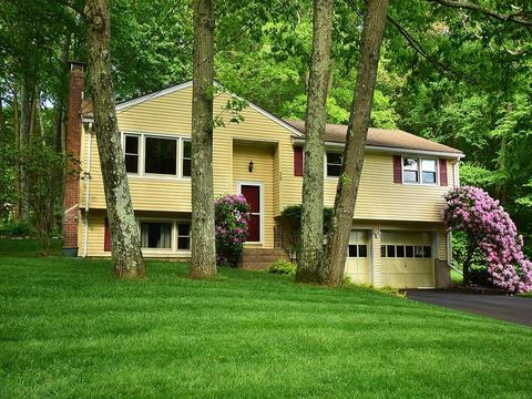39 Pilgrim Dr, Tolland, CT 06084 photo 1