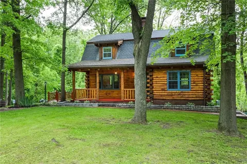 950 E Street St S, Suffield, CT 06078 photo 1
