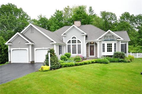20 Willow Creek Ave, Suffield, CT 06078 photo 1