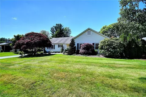 46 Goff Brook Cir, Wethersfield, CT 06109 photo 1