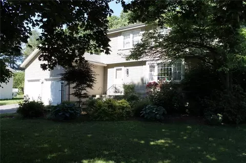 61 Broadleaf Cir, Windsor, CT 06095 photo 1