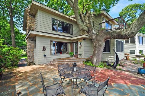 64 Indian Trl, Westbrook, CT 06498 photo 1