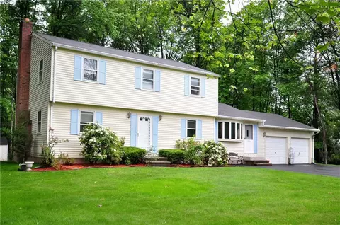 54 Susan Dr, Suffield, CT 06078 photo 1