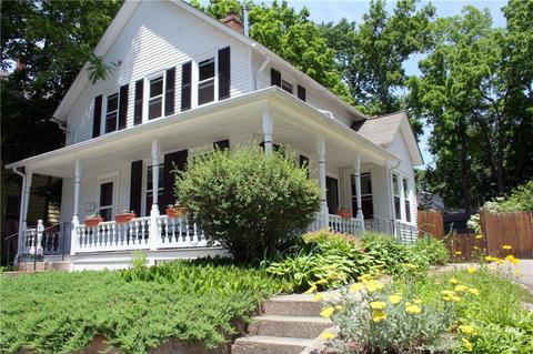 19 Lewiston Ave, Willimantic, CT 06226 photo 1