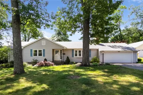 22 Round Hill Rd, Wethersfield, CT 06109 photo 1