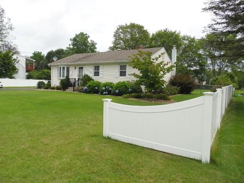17 S Pine St, Plainfield, CT 06374 photo 1