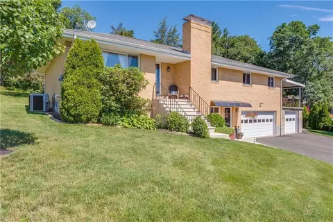 31 Pebble Rd, Wethersfield, CT 06109 photo 1
