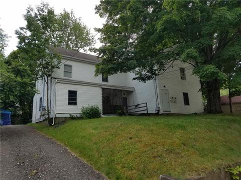 122 Bridge St, Windham, CT 06226 photo 1