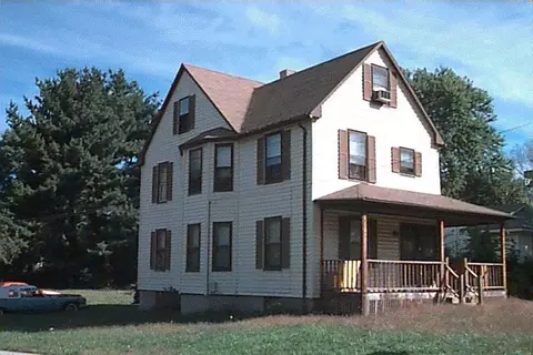124 E Wolcott Ave, Windsor, CT 06095 photo 1