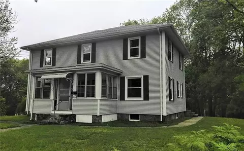 183 Maple St, Killingly, CT 06239 photo 1