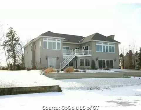 Undisclosed, Suffield, CT 06078 photo 1