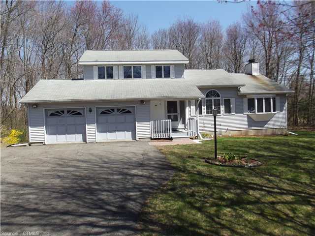 845 Dunn Rd, Coventry, CT 06238 photo 1