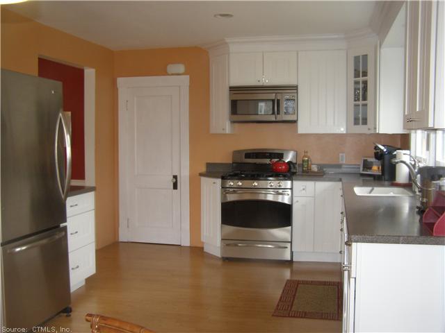 53 Francis St, Willimantic, CT 06226 photo 1