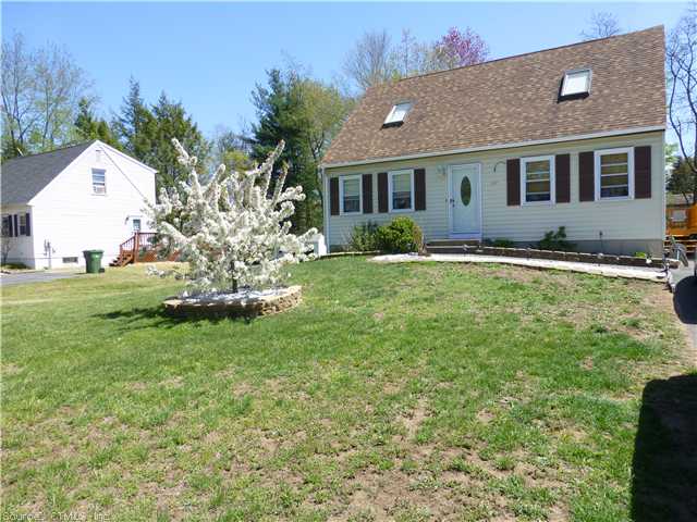 197 Pine Lane Ext, Windsor, CT 06095 photo 1