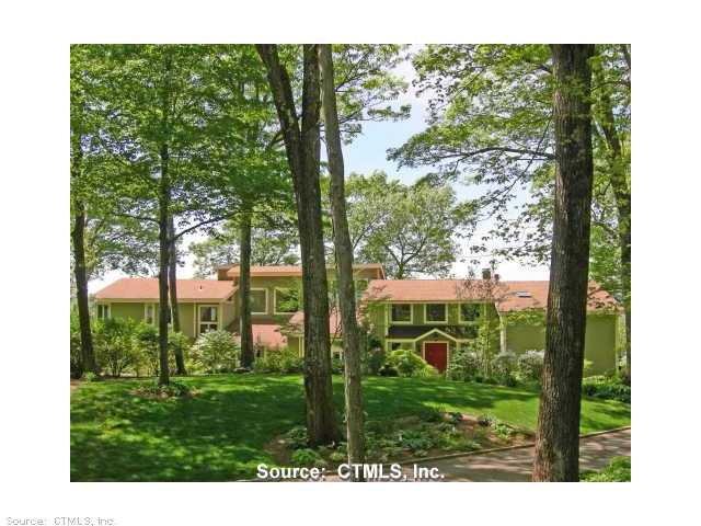 185 Deercliff Rd, Avon, CT 06001 photo 1