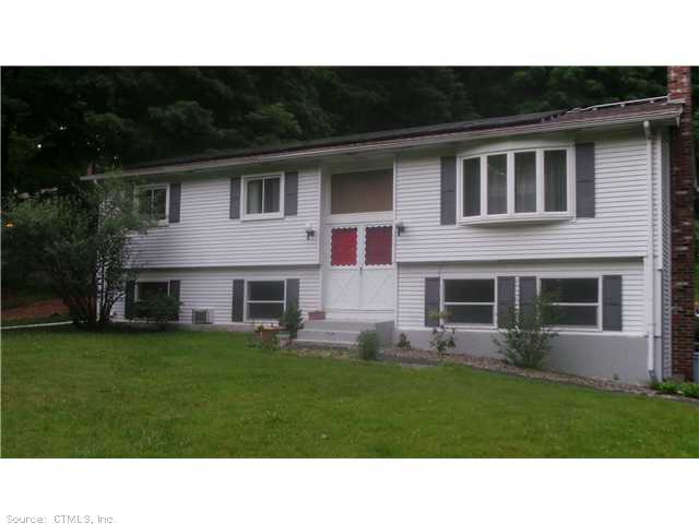 176 Davis Rd, Storrs Mansfield, CT 06268 photo 1