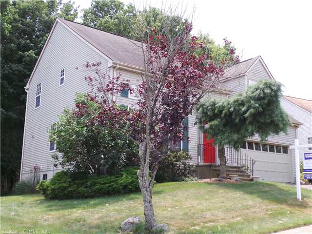 23 Benjamin Ln, Middletown, CT 06457 photo 1
