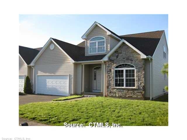 37 Green Briar Dr, Suffield, CT 06078 photo 1