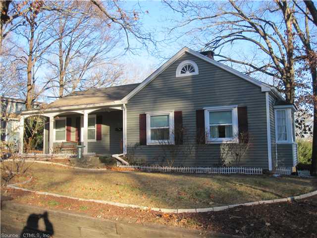 97 Bellevue St, Willimantic, CT 06226 photo 1