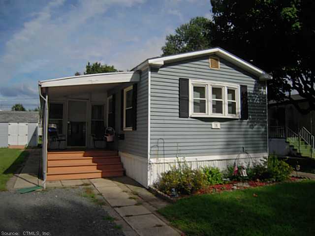 70 Elm St, East Windsor, CT 06088 photo 1