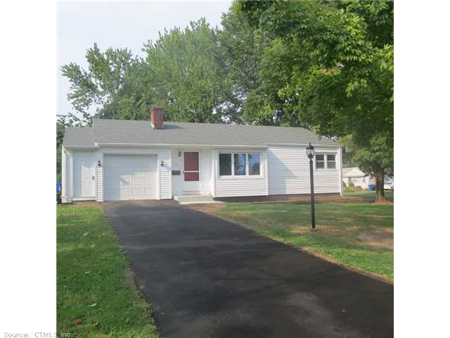 120 Harding St, Wethersfield, CT 06109 photo 1