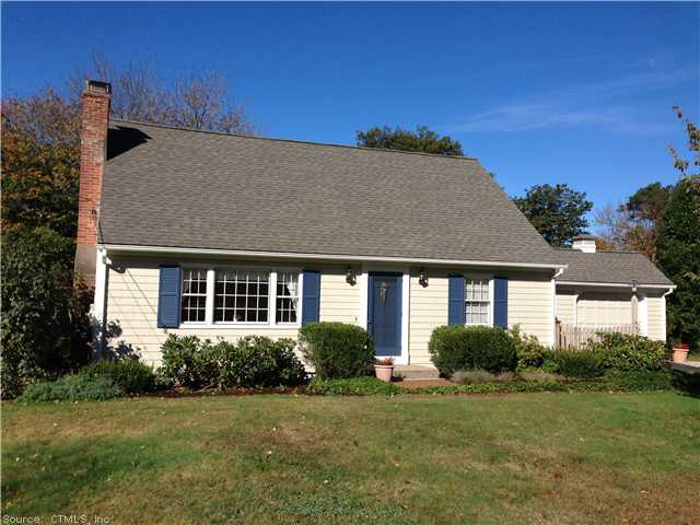 35 Mohawk Rd, Bristol, CT 06010 photo 1