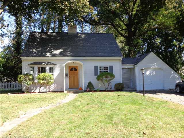 126 Garden Ct, Wethersfield, CT 06109 photo 1