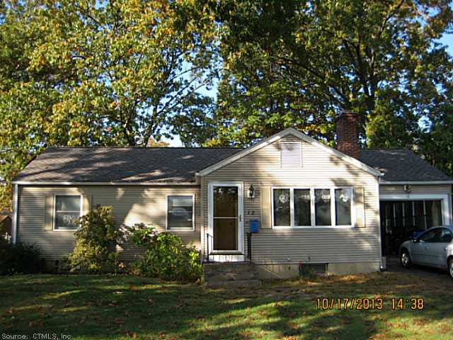 12 Darien Dr, Windsor Locks, CT 06096 photo 1