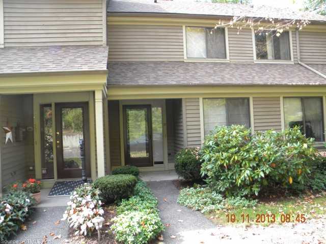 37 Riveredge Dr #37, Winsted, CT 06098 photo 1