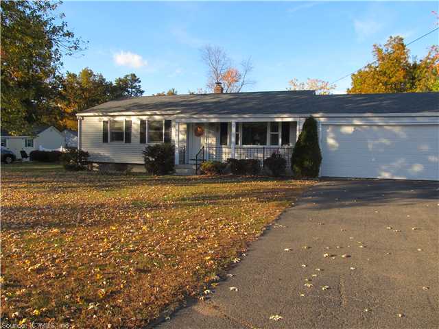 14 Alberta St, Windsor Locks, CT 06096 photo 1