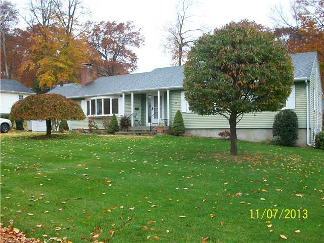 63 Round Hill Rd, Wethersfield, CT 06109 photo 1