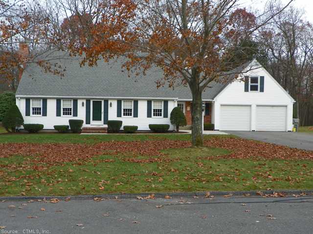 100 Seneca Rd, Bristol, CT 06010 photo 1