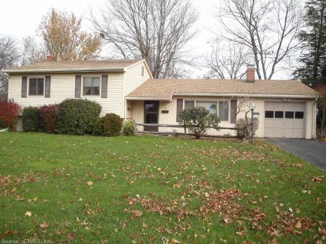 17 Sycamore Rd, Bloomfield, CT 06002 photo 1