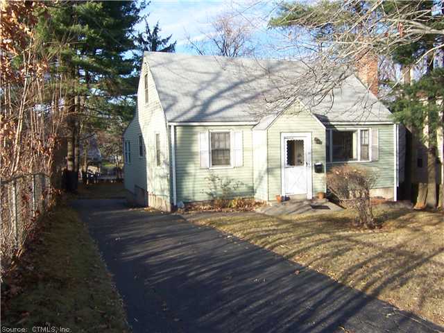 52 Bina Ave, Windsor, CT 06095 photo 1