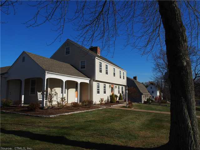 7 Lantern Ln, Wethersfield, CT 06109 photo 1